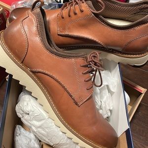 Mens Dockers dress shoes Tan leather
